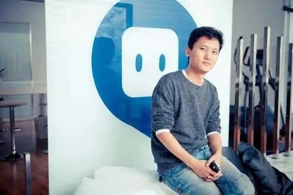 如何看待陌陌拿下探探？